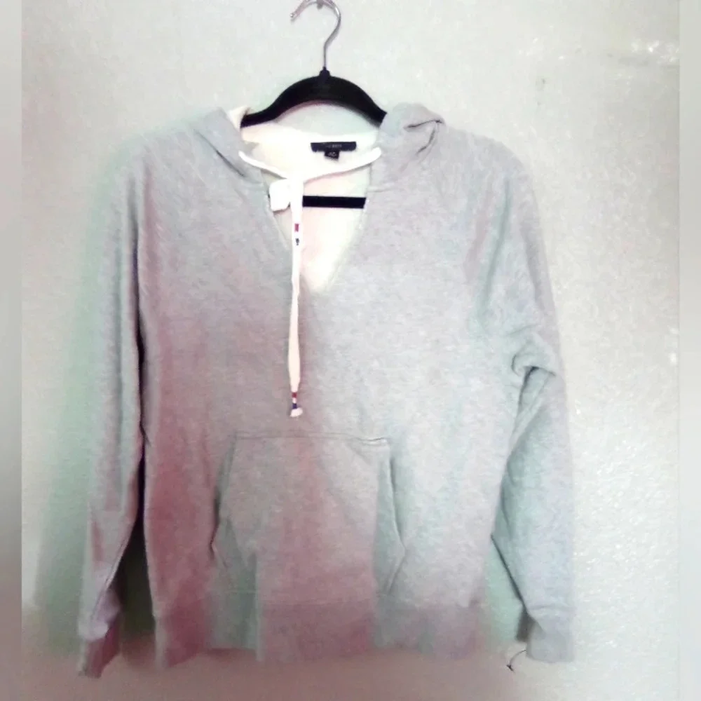 J crew sweater size xs ( box AF )
